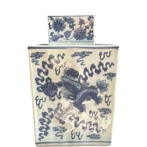 1990s Large Blue and White Chinese Square Ceramic Ginger Jar